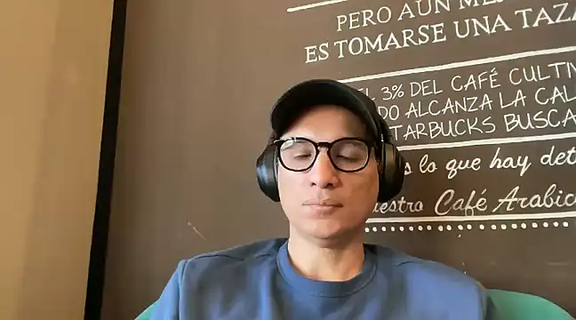 Snapshot of alex_ruiz85 chatting on February 5, 2025, 3:09 pm alex ruiz85 online show from February 5, 2025, 3:09 pm