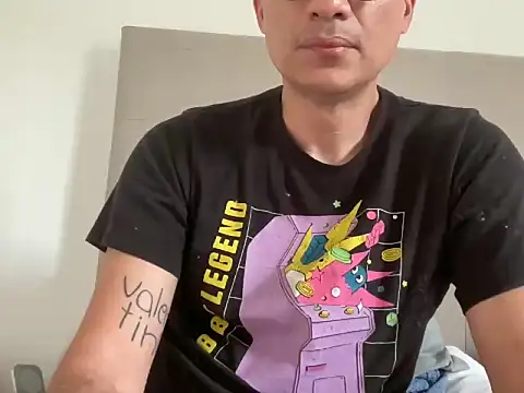 Snapshot of alex_ruiz85 chatting on October 6, 2025, 9:23 pm alex ruiz85 online show from October 6, 2025, 9:23 pm