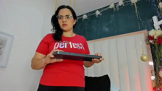 Snapshot of africa_holmes chatting on February 7, 2026, 2:26 am africa holmes online show from February 7, 2026, 2:26 am