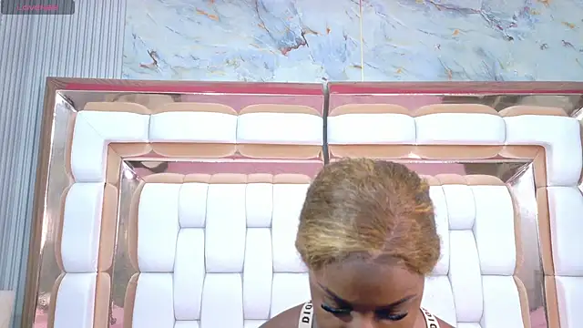 kinkyandsavage online show from November 25, 2025, 7:36 pm