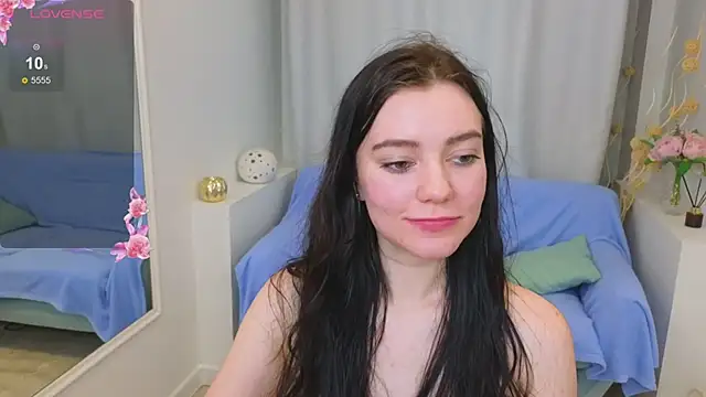 Snapshot of Lana__Cute_ chatting on February 25, 2025, 12:45 pm Lana Cute online show from February 25, 2025, 12:45 pm