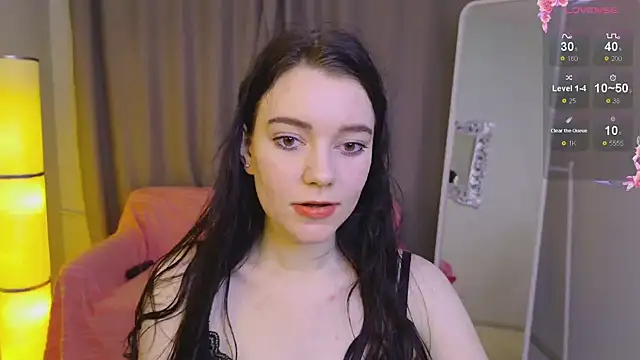 Snapshot of Lana__Cute_ chatting on March 8, 2025, 11:28 pm Lana Cute online show from March 8, 2025, 11:28 pm