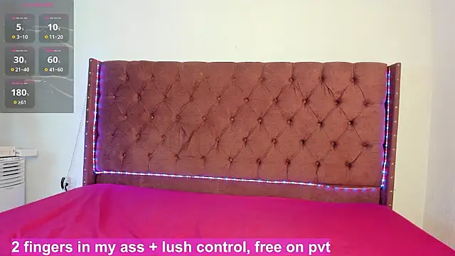 Snapshot of lau_hotfox chatting on March 4, 2026, 12:11 pm lau hotfox online show from March 4, 2026, 12:11 pm