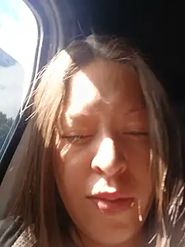 Selene Amari online show from July 7, 2026, 2:21 pm