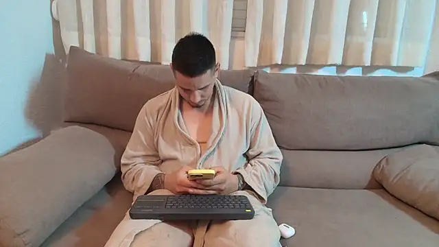 Geishastudios online show from December 17, 2025, 8:53 am