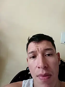 Snapshot of Rafaell_SantosHot chatting on December 20, 2024, 5:18 pm Rafaell SantosHot online show from December 20, 2024, 5:18 pm