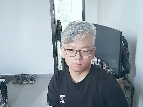 leoUSIR online show from September 11, 2025, 1:17 am