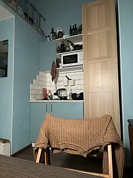 Snapshot of KillaSMilla chatting on December 28, 2024, 2:33 am KillaSMilla online show from December 28, 2024, 2:33 am