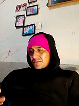 Snapshot of NewBe9D9 chatting on January 13, 2026, 11:48 am NewBe9D9 online show from January 13, 2026, 11:48 am