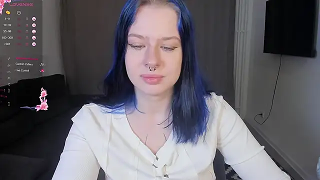 Snapshot of tender_kiitty chatting on February 27, 2026, 7:58 pm tender kiitty online show from February 27, 2026, 7:58 pm