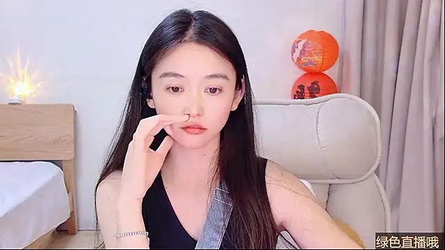 Snapshot of CN-Babycat chatting on February 8, 2026, 4:10 pm CN-Babycat online show from February 8, 2026, 4:10 pm