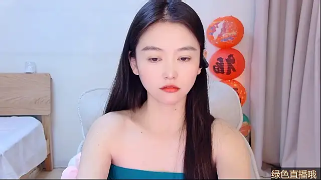 Snapshot of CN-Babycat chatting on February 12, 2026, 4:40 am CN-Babycat online show from February 12, 2026, 4:40 am