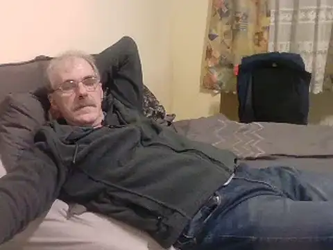 Snapshot of farock chatting on December 19, 2024, 7:18 pm farock online show from December 19, 2024, 7:18 pm