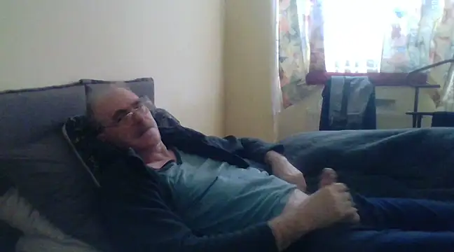 Snapshot of farock chatting on March 19, 2025, 6:14 am farock online show from March 19, 2025, 6:14 am