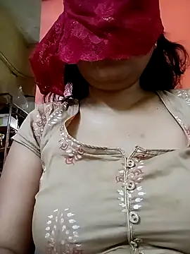 sunita-doll online show from March 17, 2026, 1:43 am