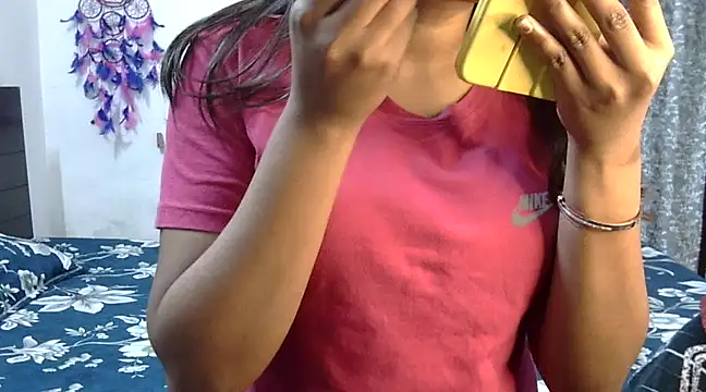Snapshot of hot__surbhi chatting on March 9, 2025, 12:20 pm hot  surbhi online show from March 9, 2025, 12:20 pm