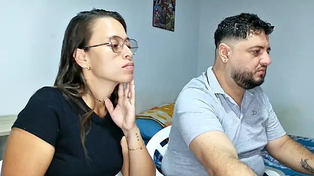 Snapshot of Paloma_Desire chatting on January 17, 2025, 1:03 pm Paloma Desire online show from January 17, 2025, 1:03 pm