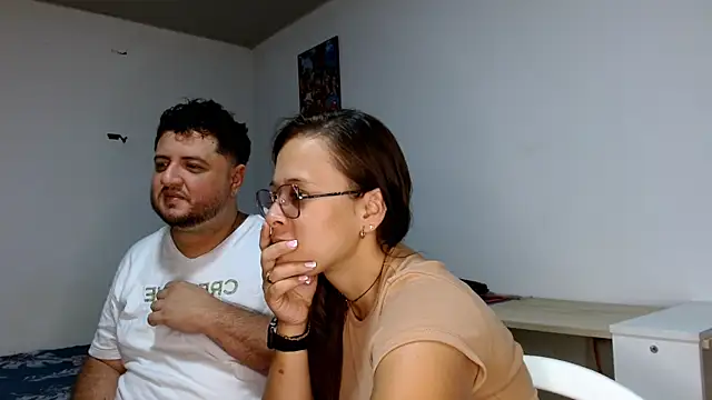 Snapshot of Paloma_Desire chatting on February 25, 2025, 7:14 pm Paloma Desire online show from February 25, 2025, 7:14 pm