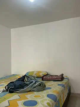 miss--flora online show from February 17, 2025, 5:10 pm