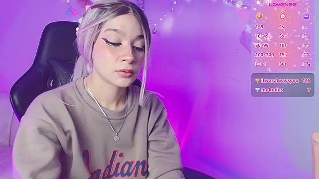 EmmaJhonnsson online show from December 26, 2024, 11:03 pm