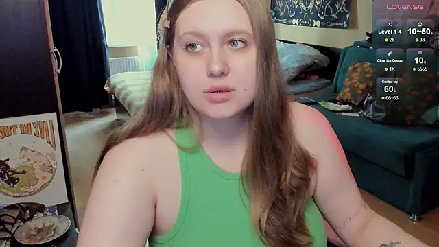 Alice Dreamgirl  online show from July 18, 2026, 11:47 am