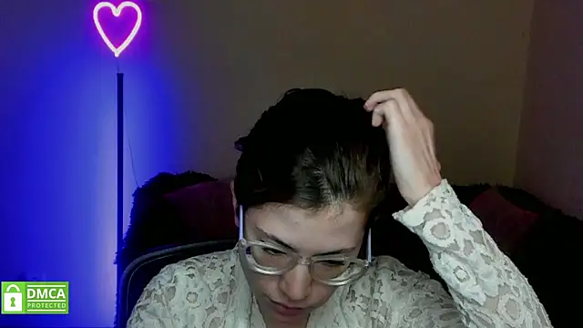 Alicia redfollow online show from February 5, 2025, 6:26 pm