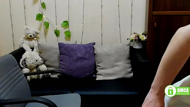 Alicia redfollow online show from February 25, 2025, 12:24 pm