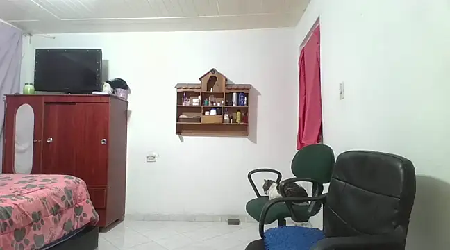 pecadodulce123 online show from February 2, 2025, 5:32 am