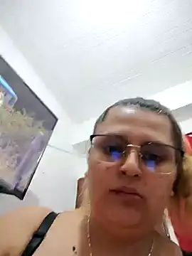 Snapshot of Miss_balloonsmila chatting on January 10, 2025, 9:20 pm Miss balloonsmila online show from January 10, 2025, 9:20 pm