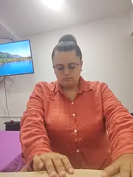 Snapshot of Miss_balloonsmila chatting on September 15, 2025, 10:54 pm Miss balloonsmila online show from September 15, 2025, 10:54 pm