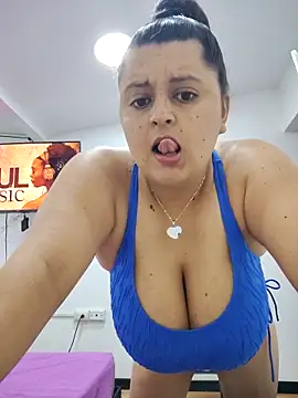 Snapshot of Miss_balloonsmila chatting on October 9, 2025, 5:27 am Miss balloonsmila online show from October 9, 2025, 5:27 am