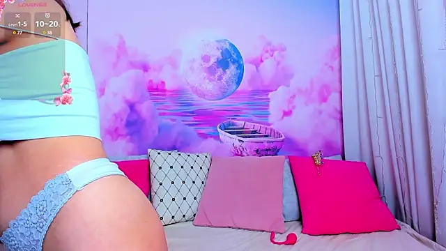 Curvy Dynamite  online show from January 30, 2025, 1:11 am