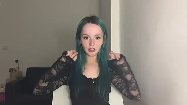 bumble bee online show from January 27, 2025, 12:37 pm