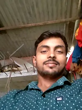 Snapshot of Suraj223kumar chatting on September 15, 2025, 4:01 am Suraj223kumar online show from September 15, 2025, 4:01 am