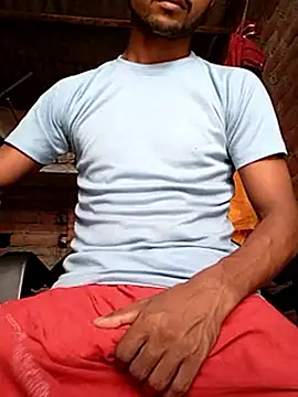 Snapshot of Suraj223kumar chatting on September 28, 2025, 1:33 am Suraj223kumar online show from September 28, 2025, 1:33 am