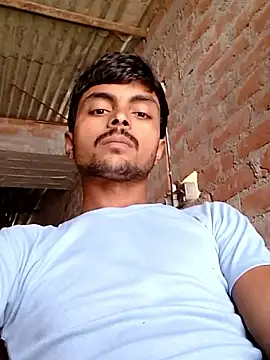 Snapshot of Suraj223kumar chatting on October 1, 2025, 4:40 am Suraj223kumar online show from October 1, 2025, 4:40 am