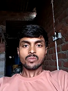 Snapshot of Suraj223kumar chatting on October 5, 2025, 4:00 am Suraj223kumar online show from October 5, 2025, 4:00 am