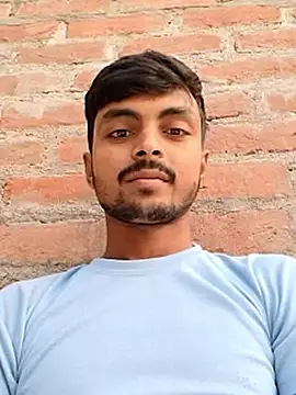 Snapshot of Suraj223kumar chatting on October 24, 2025, 12:52 am Suraj223kumar online show from October 24, 2025, 12:52 am