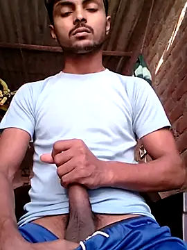 Snapshot of Suraj223kumar chatting on November 6, 2025, 1:28 am Suraj223kumar online show from November 6, 2025, 1:28 am