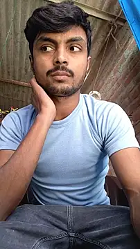 Snapshot of Suraj223kumar chatting on November 21, 2025, 6:23 am Suraj223kumar online show from November 21, 2025, 6:23 am