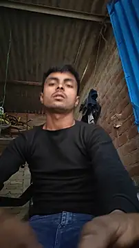 Snapshot of Suraj223kumar chatting on December 1, 2025, 9:03 am Suraj223kumar online show from December 1, 2025, 9:03 am