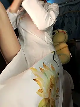 Lucy limon online show from January 7, 2026, 11:12 am