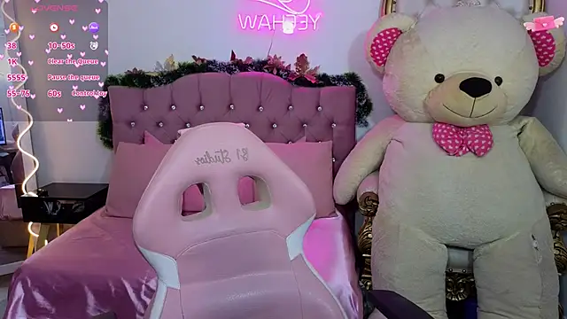 Snapshot of Emilly_tay chatting on January 11, 2025, 11:56 am Emilly tay online show from January 11, 2025, 11:56 am