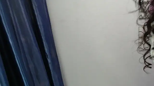 arianna ros3 online show from February 14, 2025, 4:20 pm