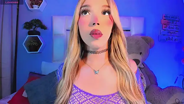 Aileen 18 online show from October 3, 2025, 10:40 pm