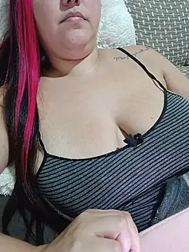 Paolaa hoot online show from June 23, 2026, 3:48 am