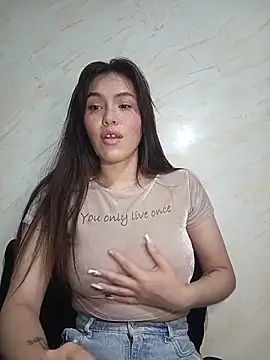 Snapshot of eriika_deep_ chatting on May 29, 2026, 5:55 pm eriika deep online show from May 29, 2026, 5:55 pm