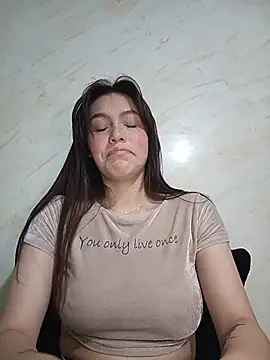 Snapshot of eriika_deep_ chatting on May 31, 2026, 1:07 pm eriika deep online show from May 31, 2026, 1:07 pm