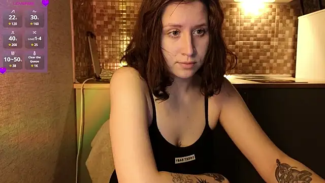 Snapshot of whatamarrie chatting on January 23, 2025, 10:33 pm whatamarrie online show from January 23, 2025, 10:33 pm