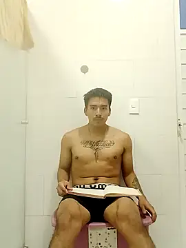 GIOOOO568 online show from September 9, 2025, 10:20 pm